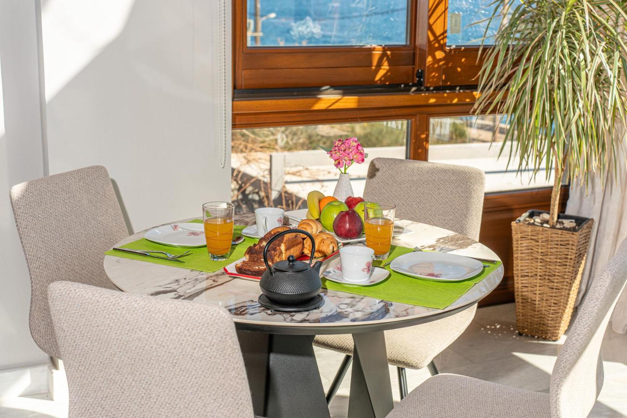 Sea Rock Apartment Agia Efimia