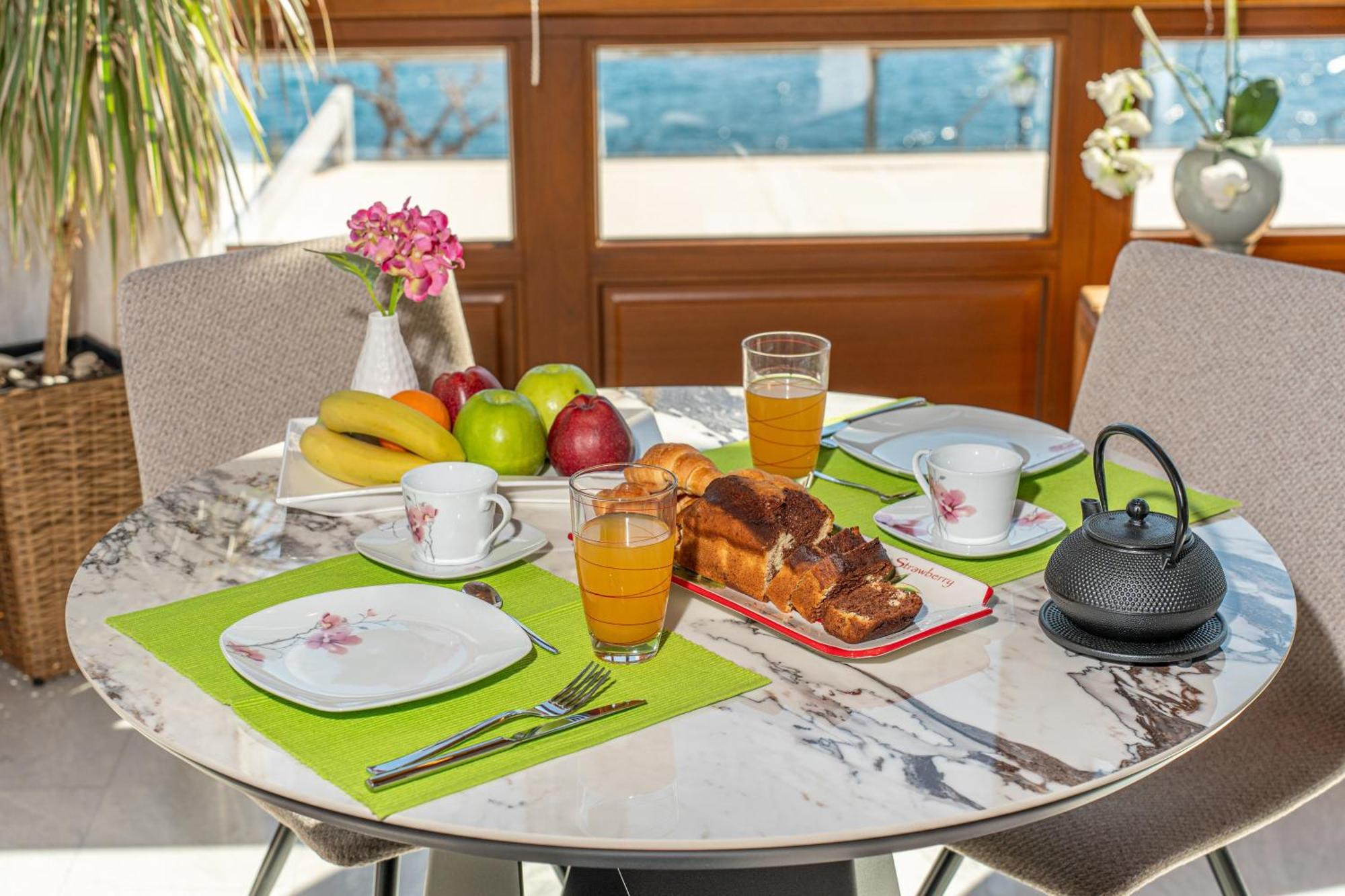 Apartment Sea Rock Agia Efimia